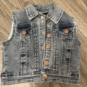Little bipsy jean vest